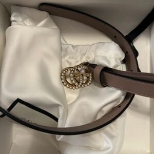 Gucci thin belt with pearls
